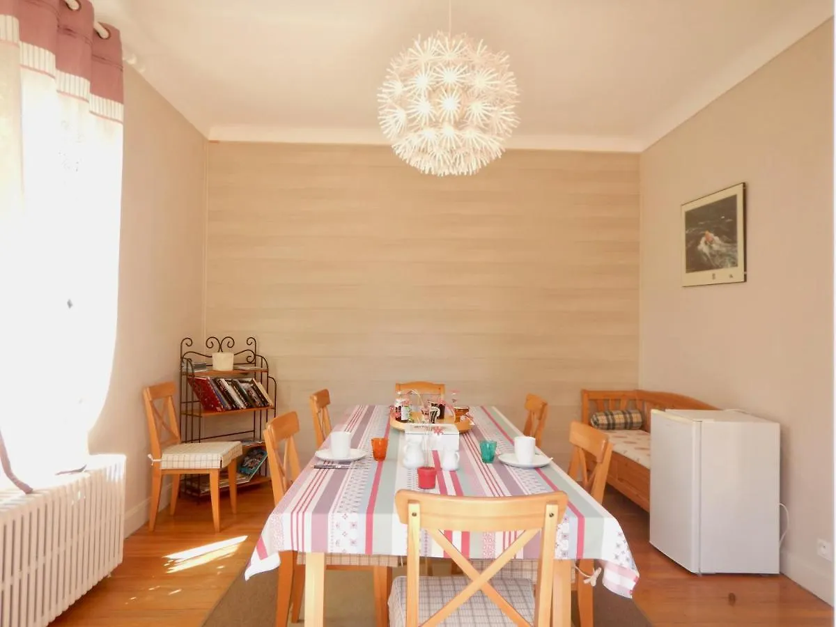 Les Trois Chardons Bleus Bed & Breakfast Gap France